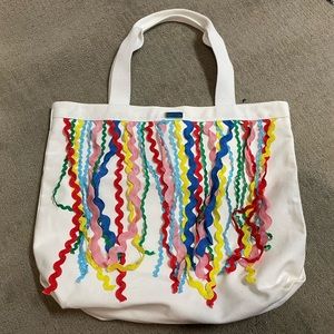 NWOT Packed Party Making Waves Tote Bag
